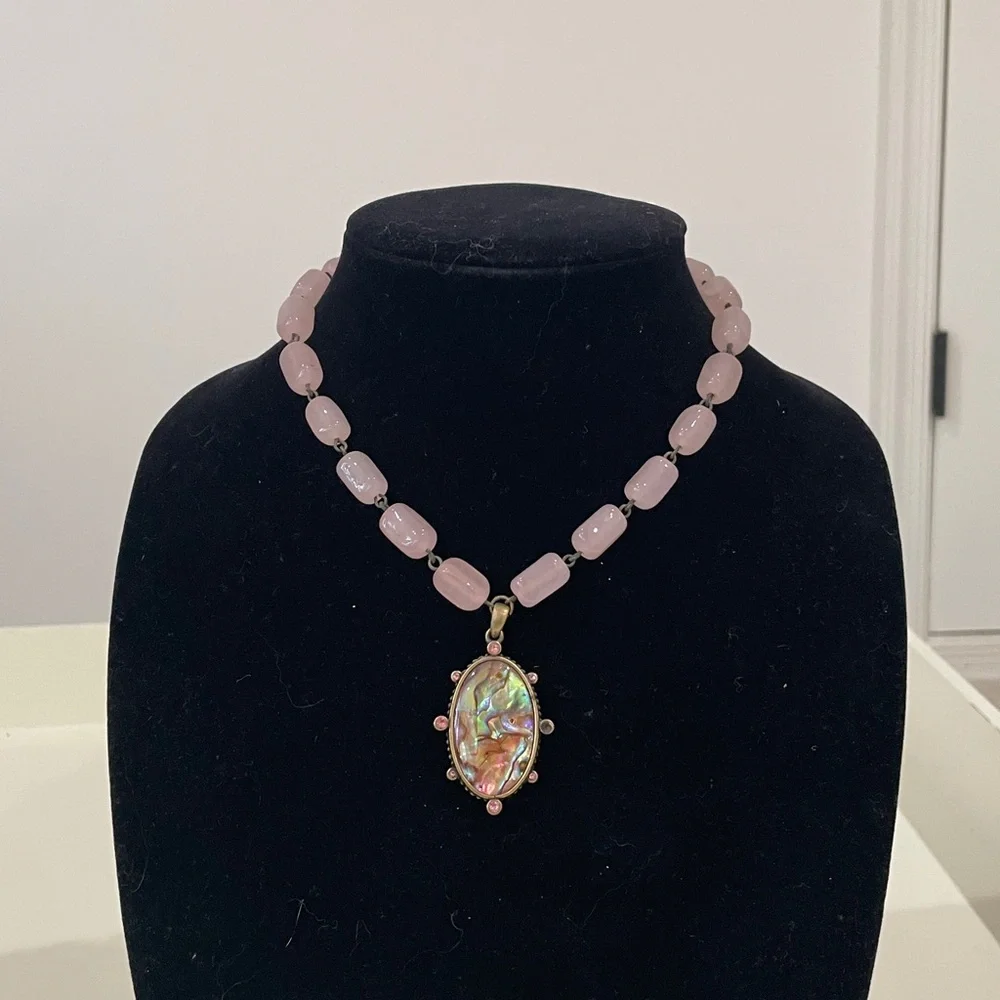 Rose quartz Aboline shell pink necklace